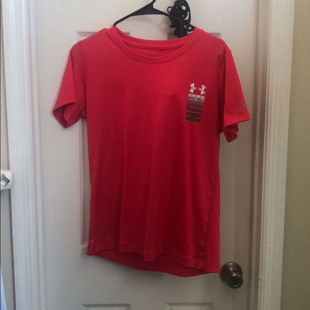 Women’s exercise shirt